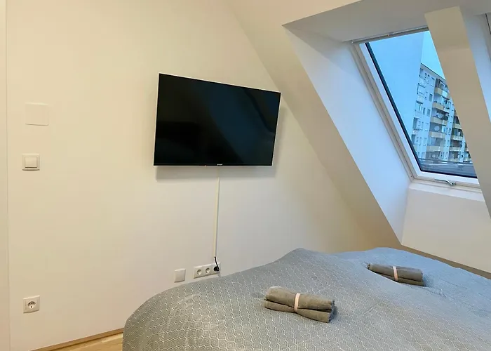 Modern Rooftop With Free Parking * Wenen