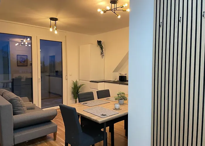 Modern Rooftop With Free Parking *