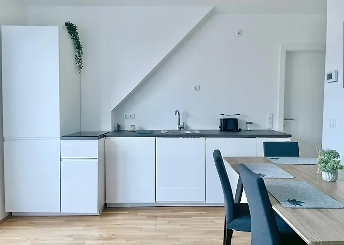 Appartement Modern Rooftop With Free Parking Wenen