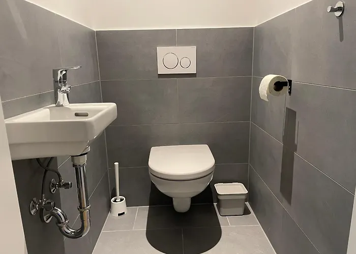 Appartement Modern Rooftop With Free Parking Wenen